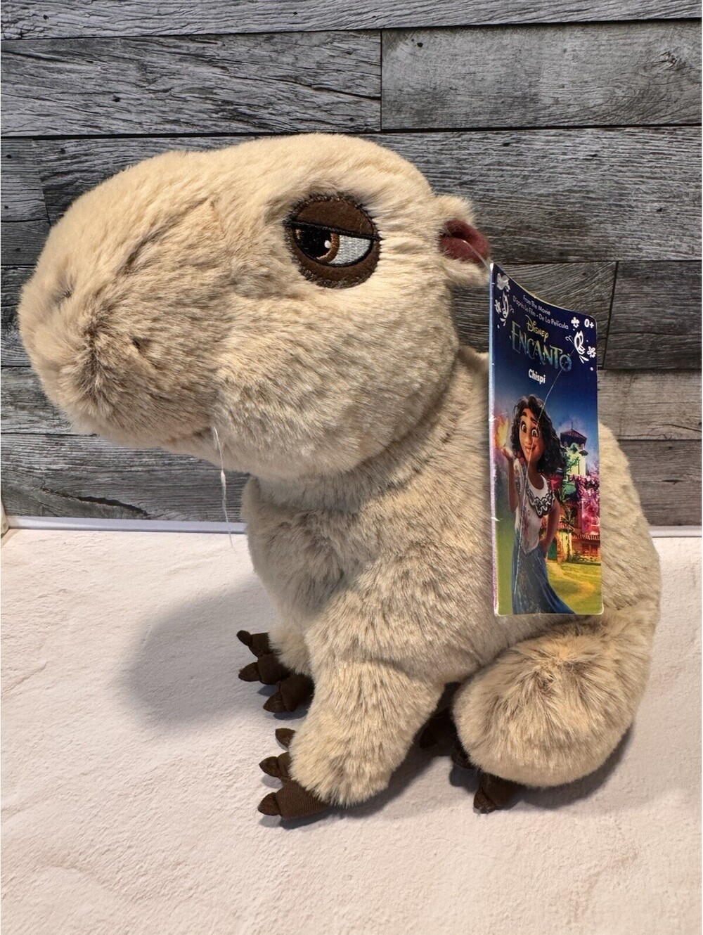 CHISPI 9" PLUSH CAPYBARA ENCANTO THE DISNEY STORE NWT NEW!